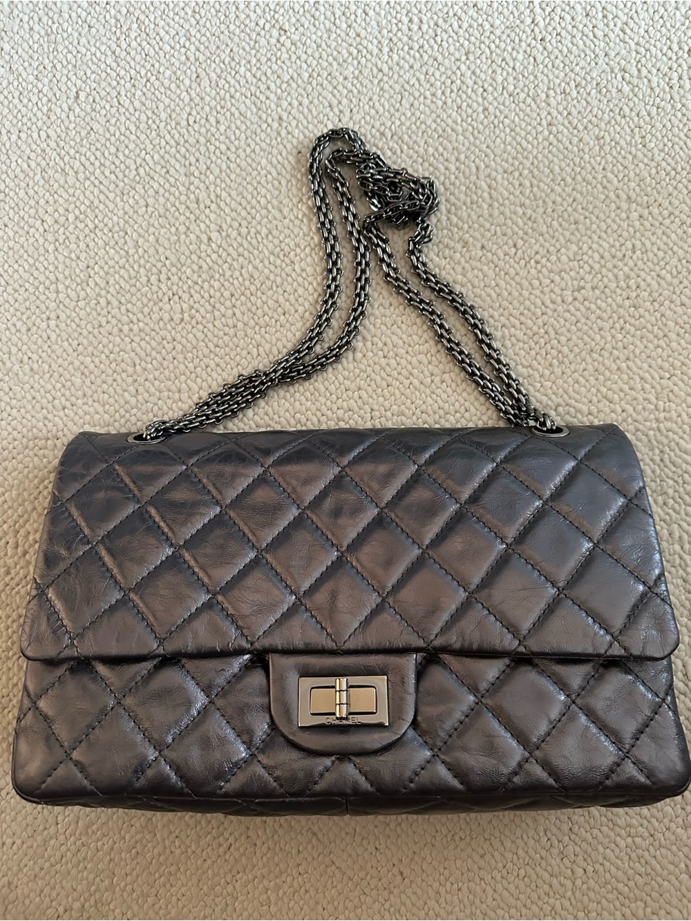 Excellent Condition Chanel 2.55 Reissue 226 Classic Flap Bag